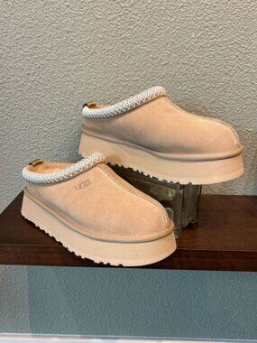 Ugg Taz II Platform Sand